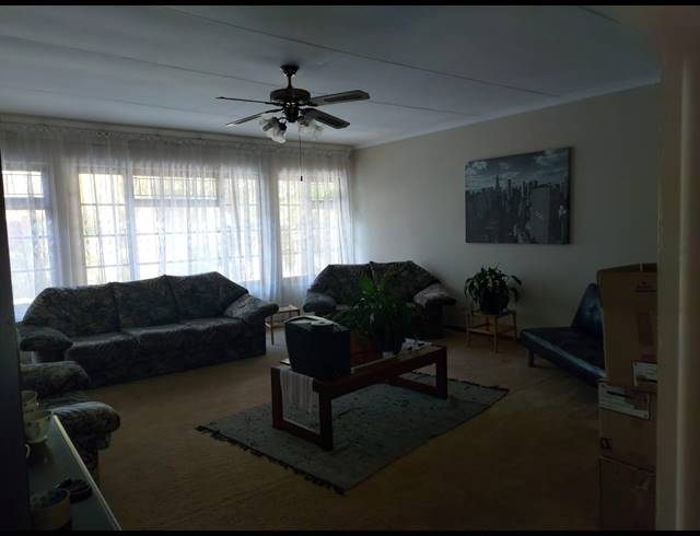 3 BEDROOM FREEHOLD FOR SALE IN RAMSGATE